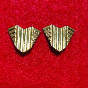 Vintage Avon Gallery Original Goldtone Clip Earrings